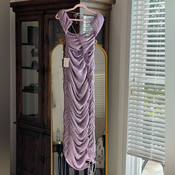 NWT Miss Circle PARRIS LAVENDER METALLIC CUTOUT RUCHED CHIFFON MAXI DRESS - Picture 2 of 11